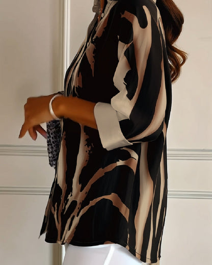 Telyra - Blouse Col Montant Imprimé Irrégulier