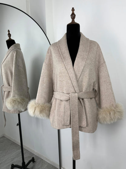 Aurore™ | Élégant manteau en laine avec col en fourrure